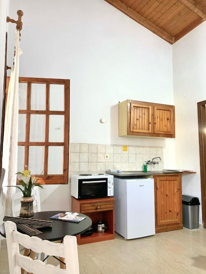 Thanos Rooms อาร์ริลลาส ภายนอก รูปภาพ